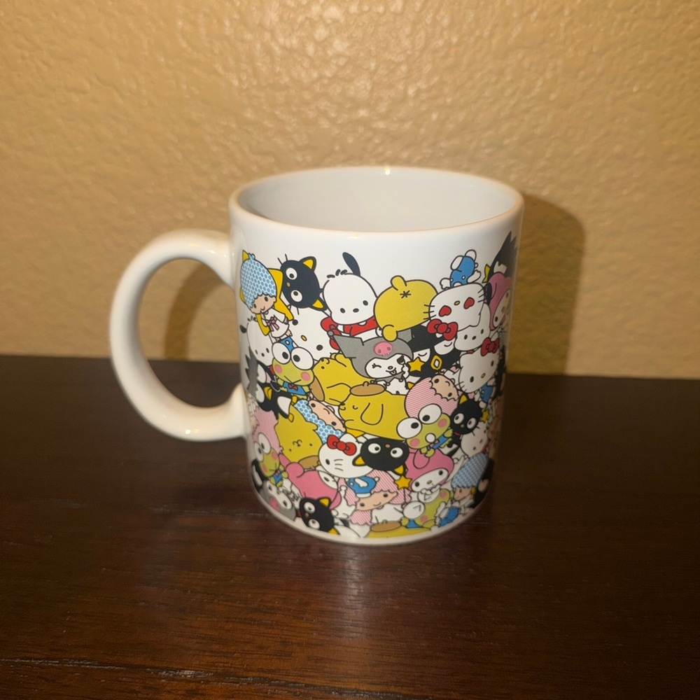 Hello Kitty Colorful Character Mug